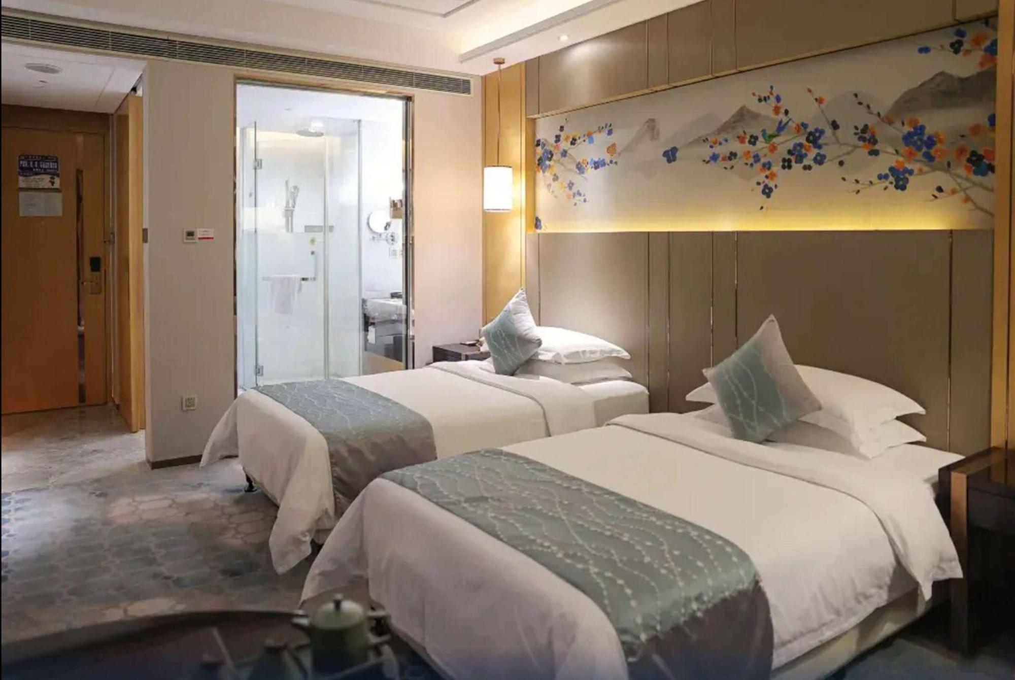 Hotel Ramada Yiyang Taojiang Exterior foto