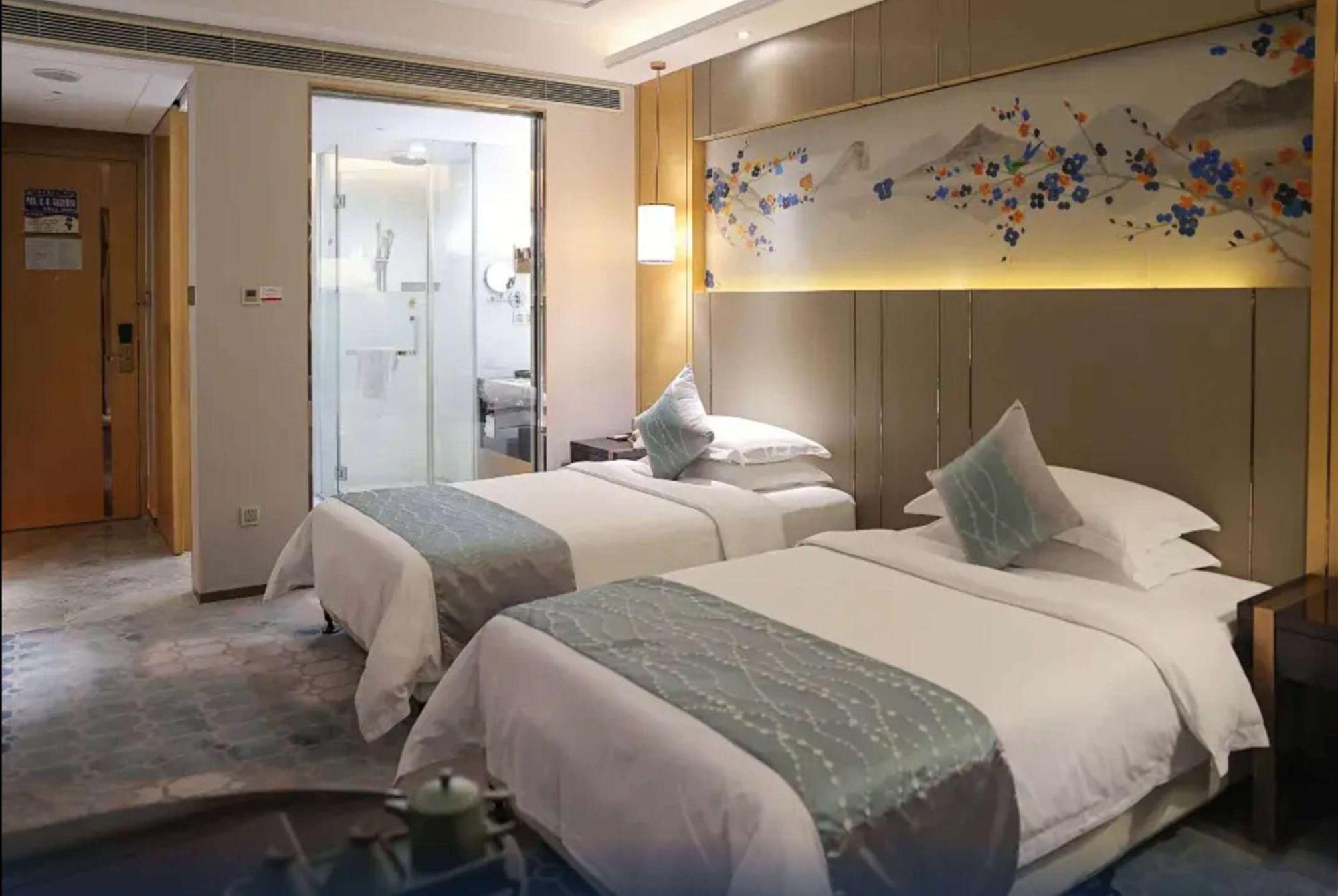 Hotel Ramada Yiyang Taojiang Exterior foto