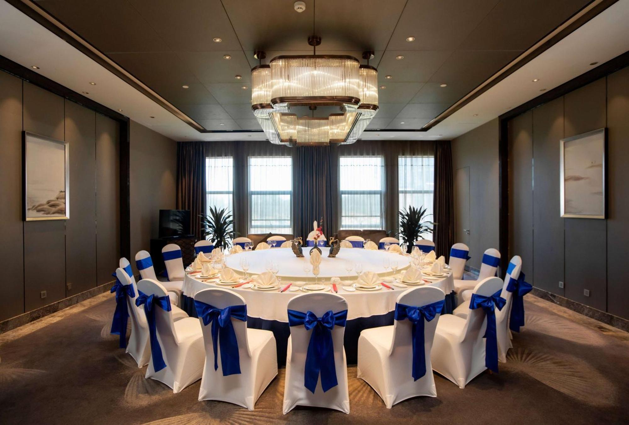 Hotel Ramada Yiyang Taojiang Exterior foto