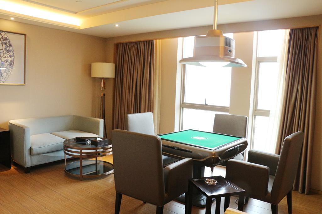 Hotel Ramada Yiyang Taojiang Exterior foto