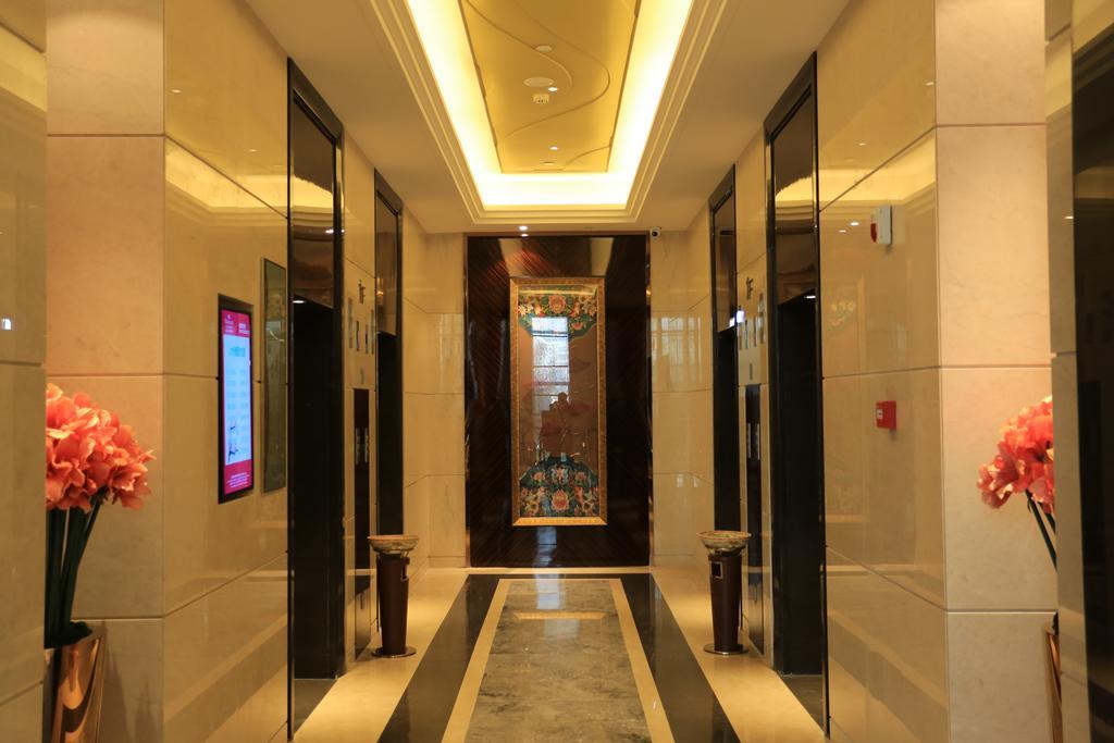 Hotel Ramada Yiyang Taojiang Exterior foto