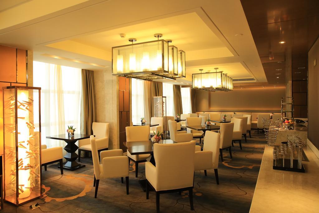 Hotel Ramada Yiyang Taojiang Exterior foto