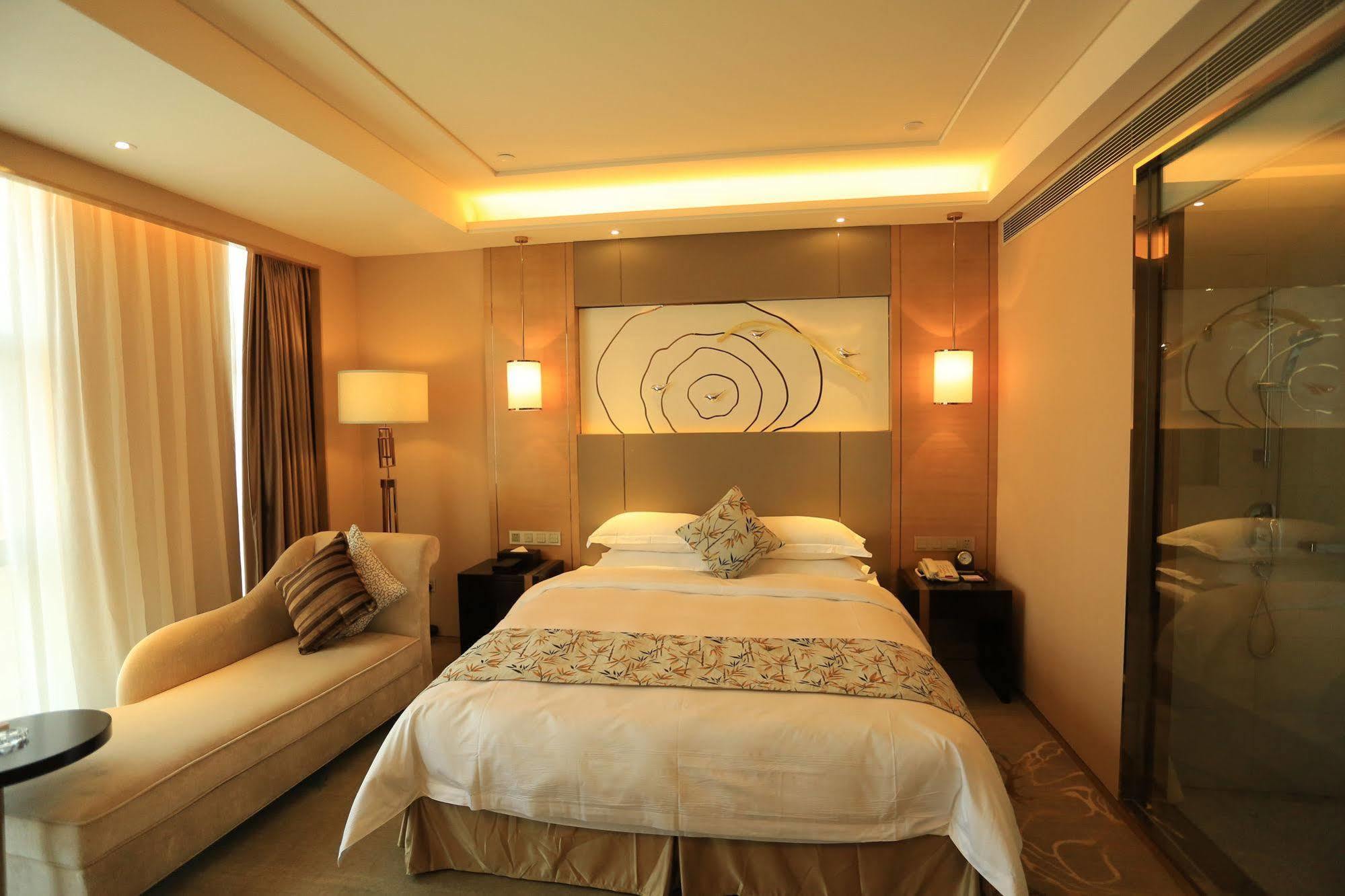 Hotel Ramada Yiyang Taojiang Exterior foto